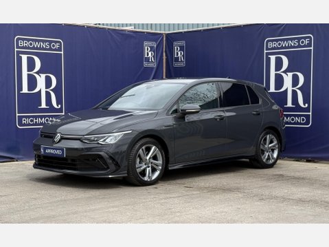 Volkswagen Golf 1.5 eTSI MHEV R-Line Hatchback 5dr Petrol Hybrid DSG Euro 6 (s/s) (150 ps) 9