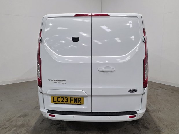 Ford Transit Custom Transit Custom 300 L1 Diesel FWD 2.0 EcoBlue 130ps Low Roof Limited Van 7
