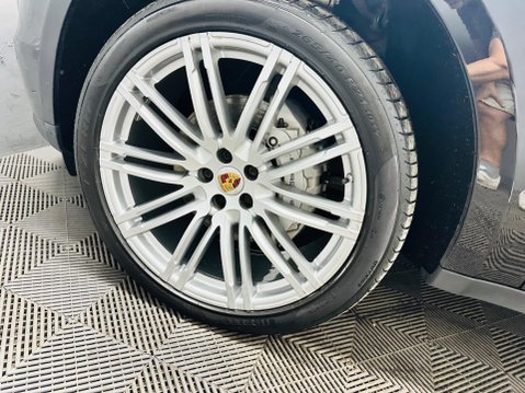 Porsche Macan 3.0 TD V6 S PDK 4WD Euro 6 (s/s) 5dr 28