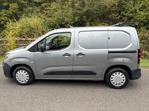 Peugeot Partner BLUEHDI PROFESSIONAL L1 11