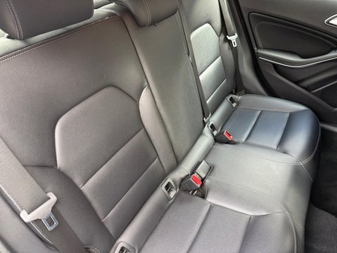 Mercedes-Benz A Class 1.5 A180d Sport (Executive) Euro 6 (s/s) 5dr 13