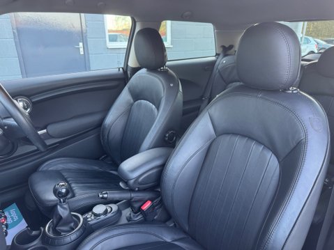 Mini Hatch 1.5 Cooper Euro 6 (s/s) 3dr 43