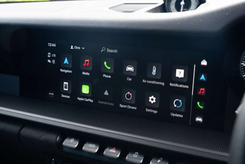 Porsche 911 Carrera GTS PDK 17