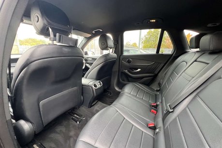Mercedes-Benz GLC 2.0 GLC250 AMG Line SUV 5dr Petrol G-Tronic+ 4MATIC Euro 6 (s/s) (211 ps) 36