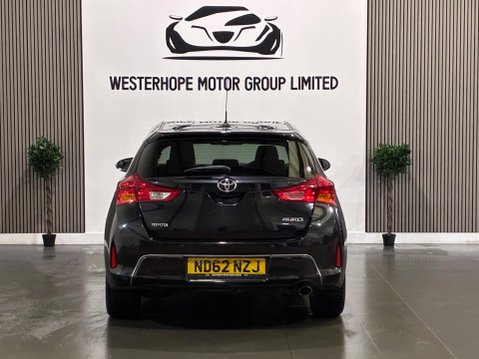 Toyota Auris 1.6 V-Matic Excel Euro 5 5dr 21
