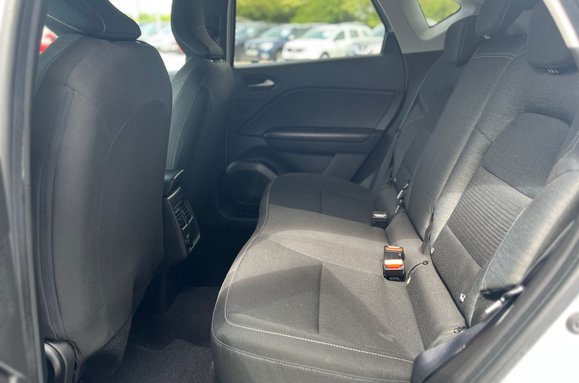 Renault Captur ICONIC 1.0 TCE 31