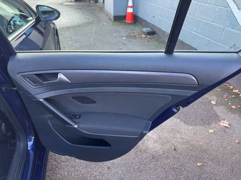 Volkswagen Golf SE NAVIGATION TSI BLUEMOTION TECHNOLOGY 57