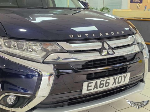 Mitsubishi Outlander 2.2 DI-D 4 Auto 4WD Euro 6 5dr 6