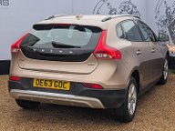Volvo V40 D2 CROSS COUNTRY SE 9