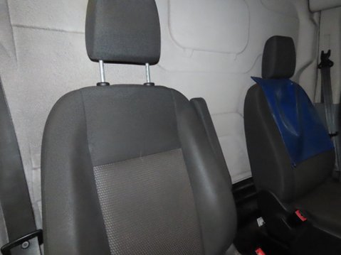 Ford Transit 2.0 350 EcoBlue FWD L2 H3 Euro 6 5dr 4