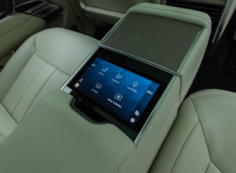 Land Rover Range Rover P530 FIRST EDITION 19