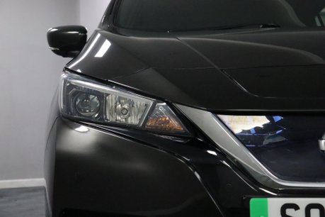 Nissan LEAF LAUNCH EDITION 25