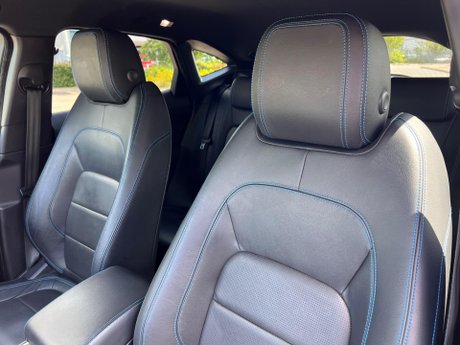 Jaguar E-Pace 2.0 D180 R-Dynamic S Auto AWD Euro 6 (s/s) 5dr 33