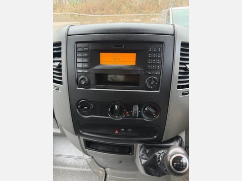 Mercedes-Benz Sprinter 2.1 313 CDi BlueEFFICIENCY Tipper 4dr Diesel Manual RWD L2 (211 g/km, 129 b 41