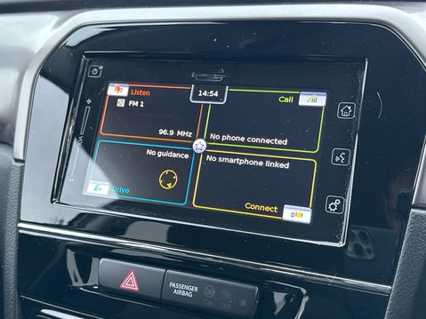 Suzuki Vitara SZ-T BOOSTERJET MHEV 18