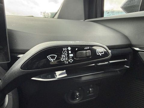 MG MG4 64kWh Trophy Long Range Hatchback 5dr Electric Auto (203 ps) 37