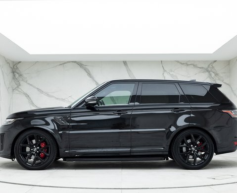 Land Rover Range Rover Sport 5.0 SVR Carbon Edition 