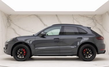 Porsche Macan GTS PDK 3