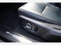 Land Rover Range Rover Evoque 1.5 P300e R-DYNAMIC HSE 25