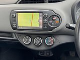 Toyota Yaris 1.5 VVT-i Icon Tech Euro 6 5dr 10