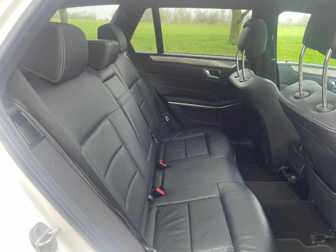 Mercedes-Benz E Class 2.1 E220 BlueTEC AMG Night Edition (Premium) G-Tronic+ Euro 6 (s/s) 5dr 29