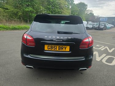Porsche Cayenne D V6 TIPTRONIC 3