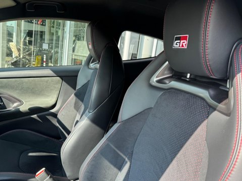 Toyota Yaris GR-Y CIRCUIT 34