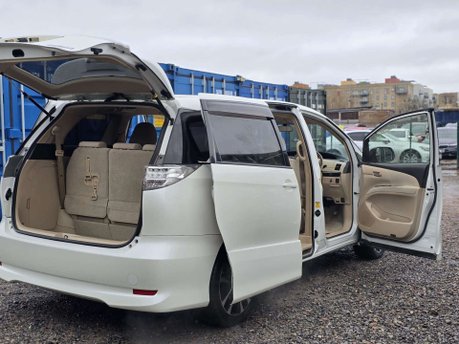 Toyota Estima Auto+Petrol+8Seater+Ulez 56