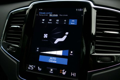 Volvo XC90 2.0 XC90 R-Design B5 MHEV AWD Auto 4WD 5dr 38