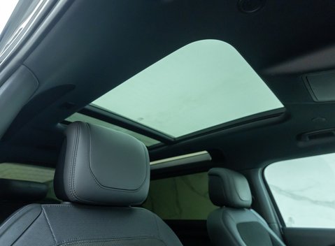 Land Rover Defender 90 V8 CARPATHIAN EDITION 16