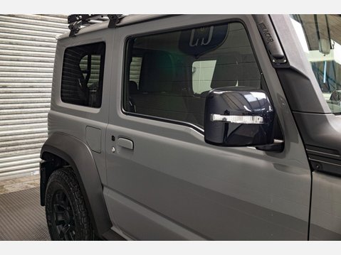 Suzuki Jimny Sierra ALLGrip SUV 1.5 Euro 6 (101 ps) 90