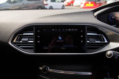 Peugeot 308 PURETECH S/S GT DIGITAL 25