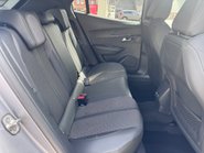 Peugeot 2008 PURETECH S/S GT LINE 11