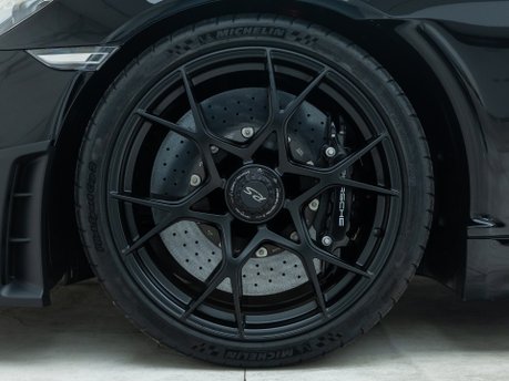 Porsche 718 SPYDER RS