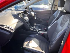 Ford Focus 1.0T EcoBoost Titanium X Euro 6 (s/s) 5dr 35