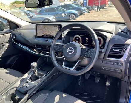 Nissan Qashqai 1.3 Qashqai N-Connecta DiG-T MHEV 5dr 18