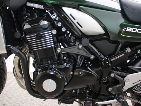 Kawasaki Z900RS ZR 900 KNSBB 25