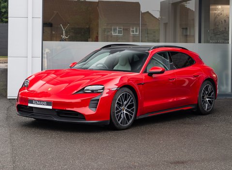 Porsche Taycan 4S SPORT TURISMO 2