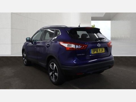 Nissan Qashqai 1.2 DIG-T N-Connecta 2WD Euro 6 (s/s) 5dr 5