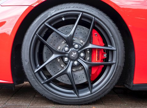 Ferrari F12 Berlinetta 10