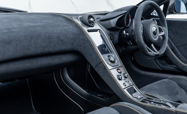 McLaren 675LT Spider MSO Carbon Series 17
