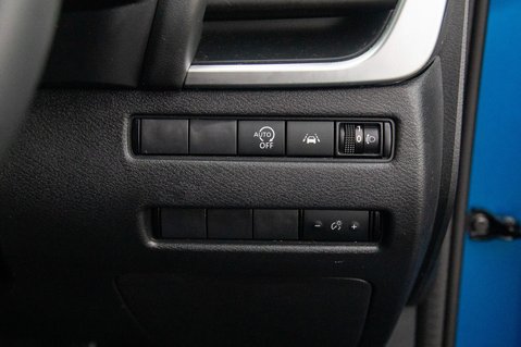 Nissan Qashqai DIG-T ACENTA PREMIUM MHEV 15