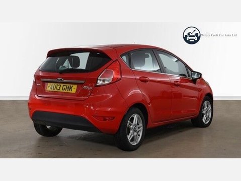 Ford Fiesta 1.0T EcoBoost Zetec Euro 5 (s/s) 5dr 5