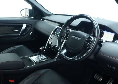 Land Rover Discovery Sport 2.0 Discovery Sport R-Dynamic HSE D Auto 4WD 5dr 42