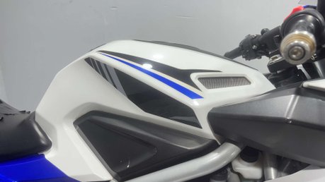Lexmoto LXR 2020 8K E4 PROJECT SPORTS BIKE 125CC LEARNER BIKE 23