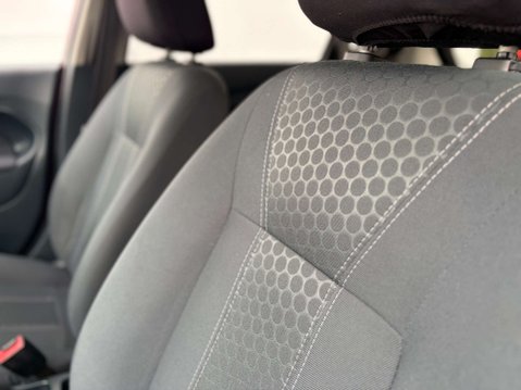 Ford Fiesta 1.4 Fiesta Titanium Auto 5dr 49