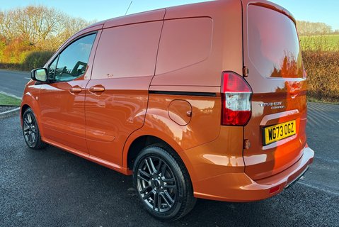Ford Transit Courier Sport 1.0 Ecoboost - Sat Nav / Rear Camera 6