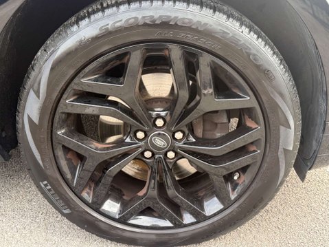 Land Rover Range Rover Evoque 2.0 Range Rover Evoque R-Dynamic HSE Auto 4WD 5dr 8