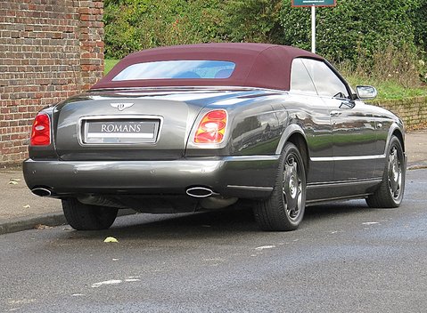 Bentley Azure 7
