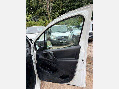 Peugeot Partner 1.6 BlueHDi 854 Professional Panel Van 5dr Diesel Manual L1 (112 g/km, 97.6 28